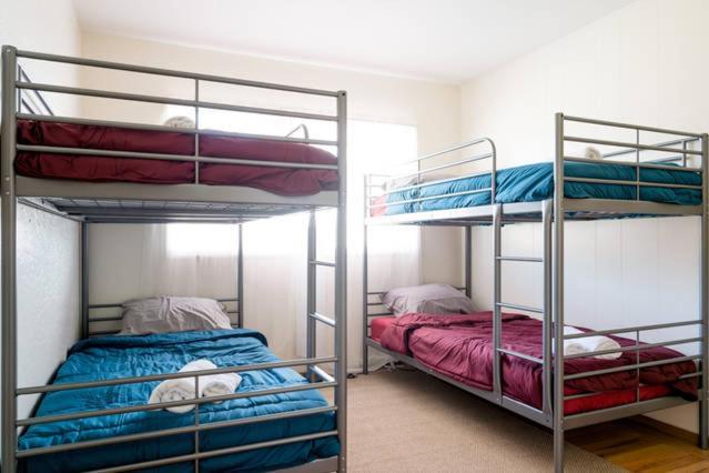 Hostel Style Shared Room Daly City Exterior photo